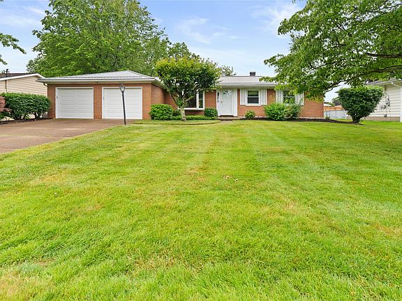 4th image of 2815 Midland Dr