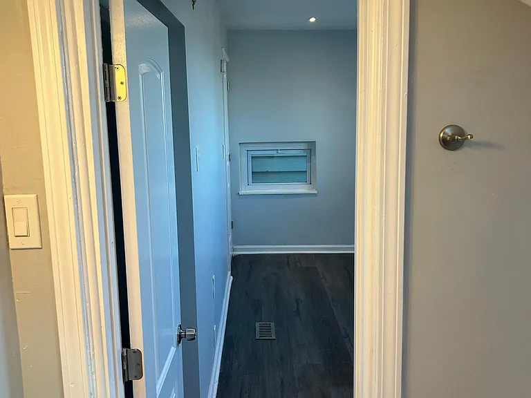 119 Pius St — Photo 25