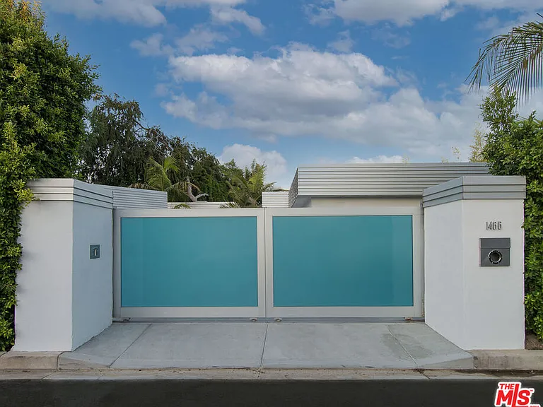 1466 N Bel Air Rd — Photo 1