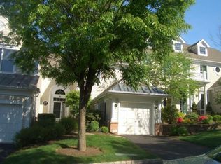 25 Hurlingham Club Rd, Far Hills, NJ 07931