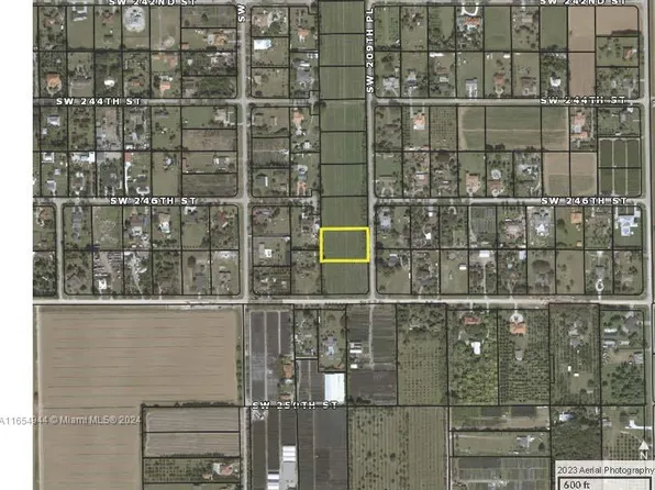 24640 SW 209th Pl, Homestead, FL 33031
