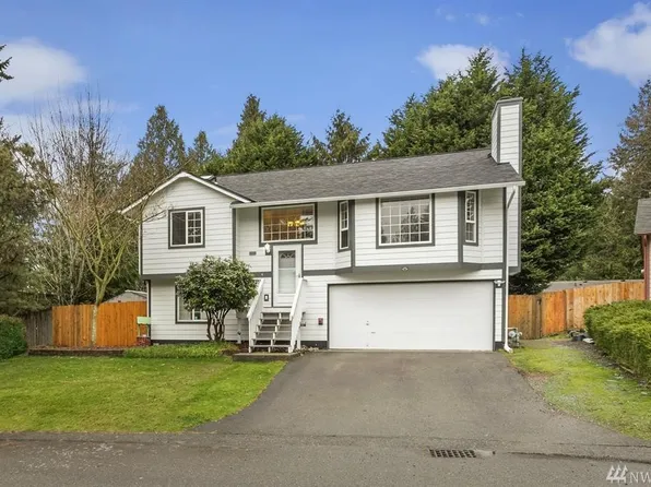 7071 E Firefly Ct, Pt Orchard, WA 98366