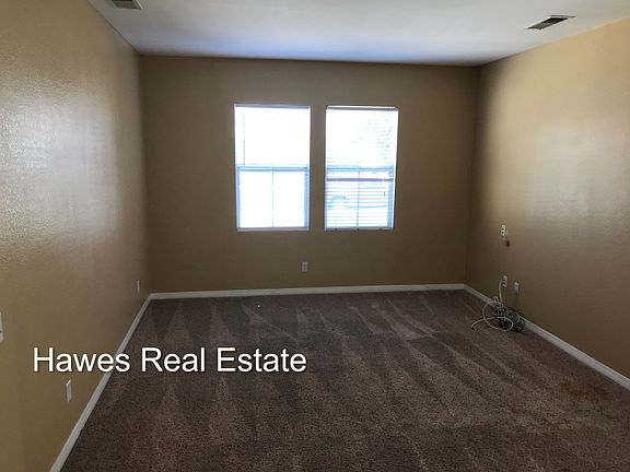 4th image of 29131 Woodbine Ln
