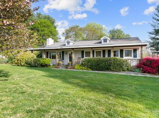 550 Enka Lake Rd, Candler, NC 28715