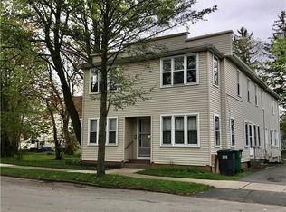 81 Stewart St, Rochester, NY 14620