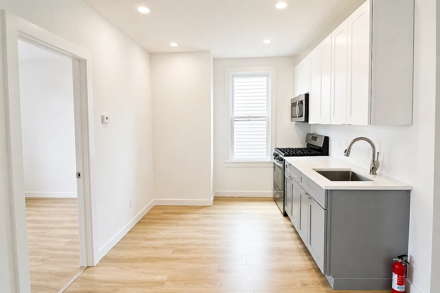 3 bed, $2,450 — Photo 3