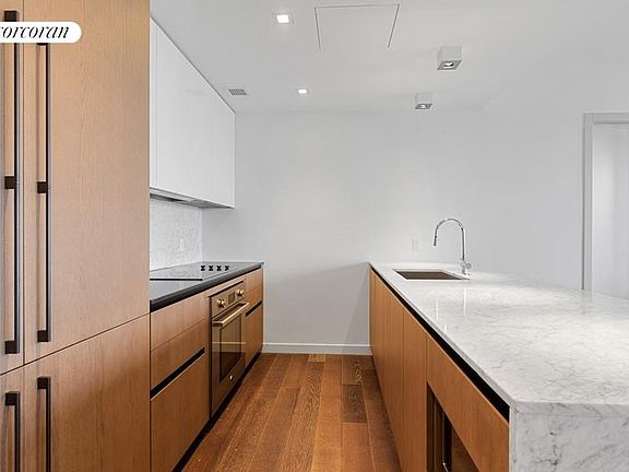 5th image of 302 E 96th St #Penthouse 3n