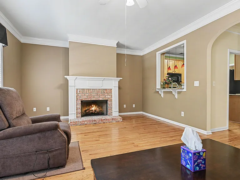 1533 Endurance Hill Dr NW — Photo 3