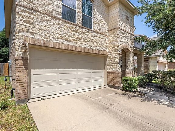 5th image of 6026 Starbrook Creek Dr