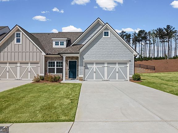 2nd image of 12 Russet Way