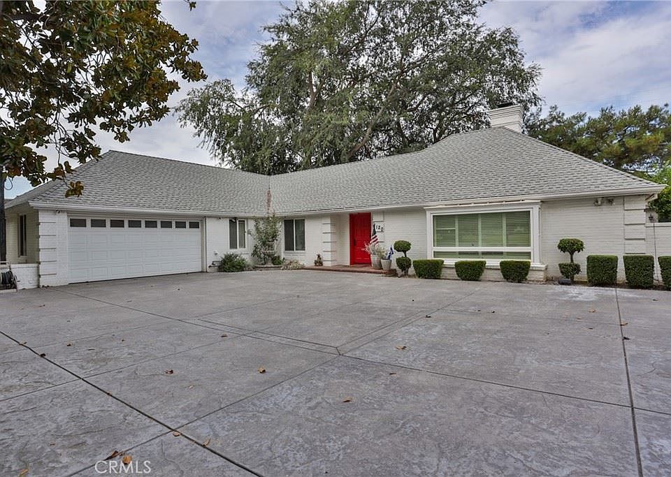 1st image of 3120 Parkside Dr