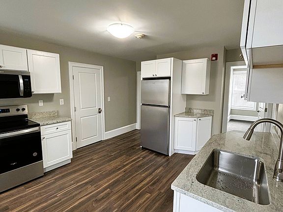 3rd image of 69 Orchard St #85