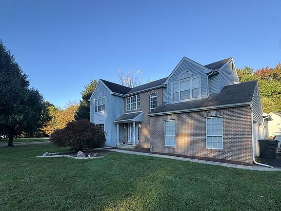2nd image of 4543 Leaf Ln