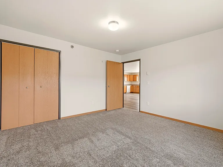 Step into the spacious interiors of Paramount at the Bluffs Apartments, where comfort meets convenience. Imagine your style brought to life in these versatile living spaces. Make this place your home today!