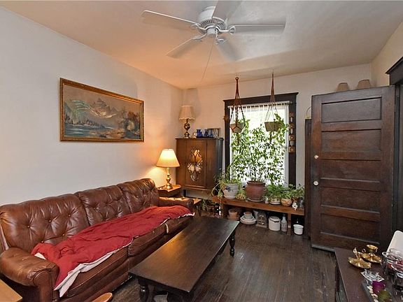 3rd image of 1724 S Park Ave