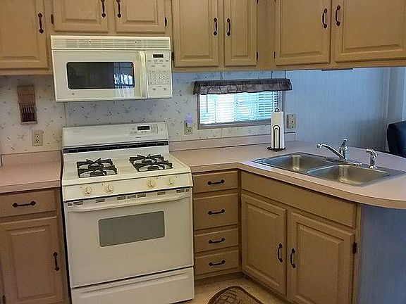 4th image of 28229 County Road 33 #226W
