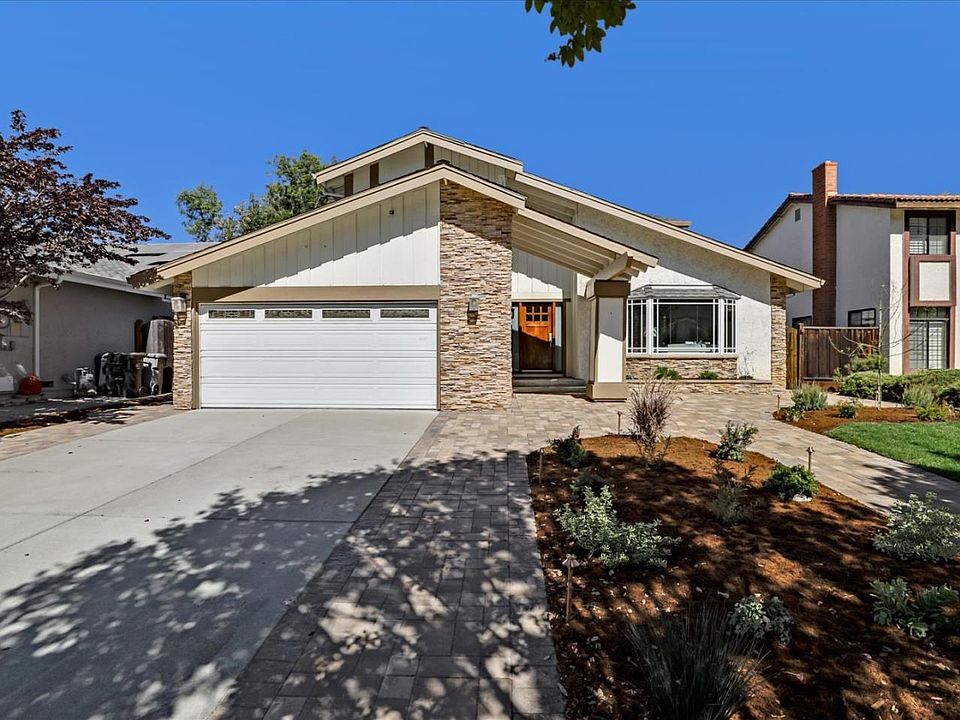 1st image of 399 Beckham Dr