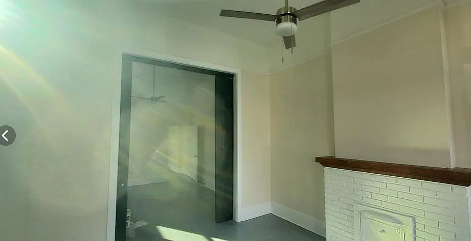 3 bed, 875 sqft, $1,900 — Photo 2