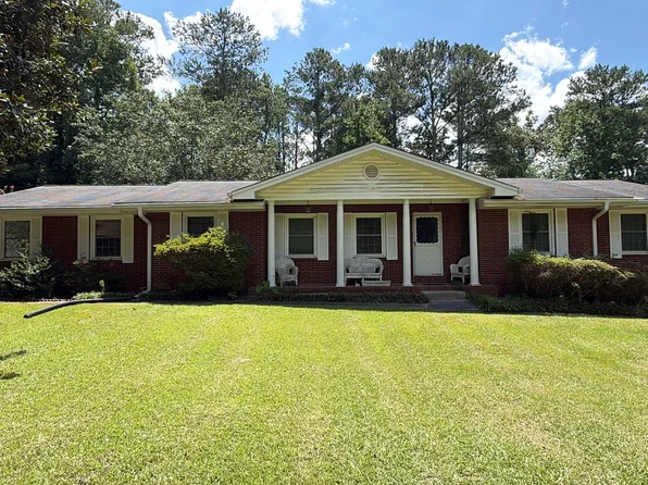 1708 Norden Rd, Riverdale, GA 30296