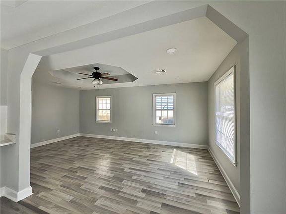 5th image of 1128 Tupelo St
