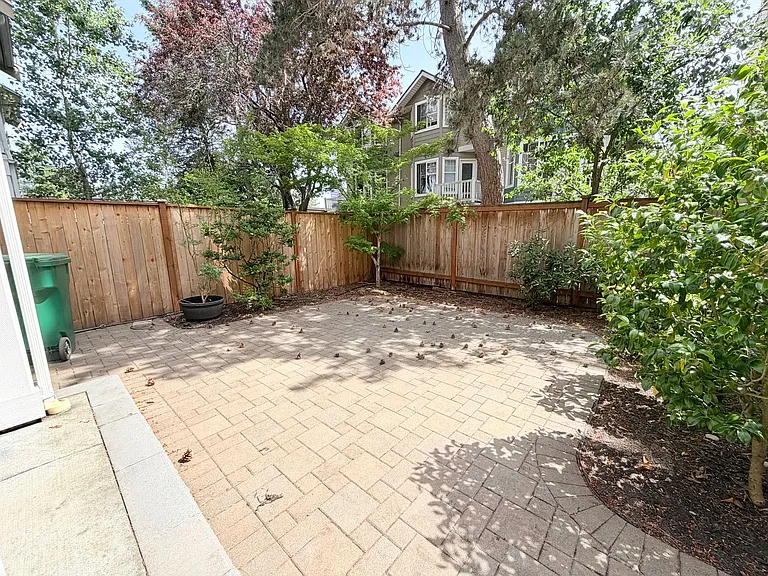12532 26th Ave NE #A — Photo 17