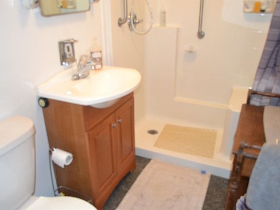 5th image of 2110 Avenue H
