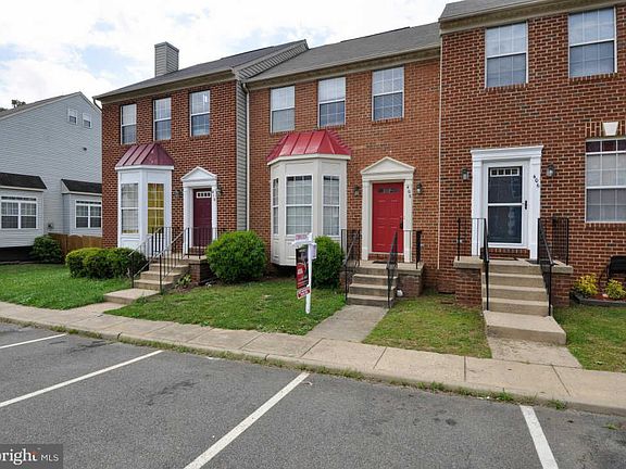 2nd image of 408 Dundee Pl