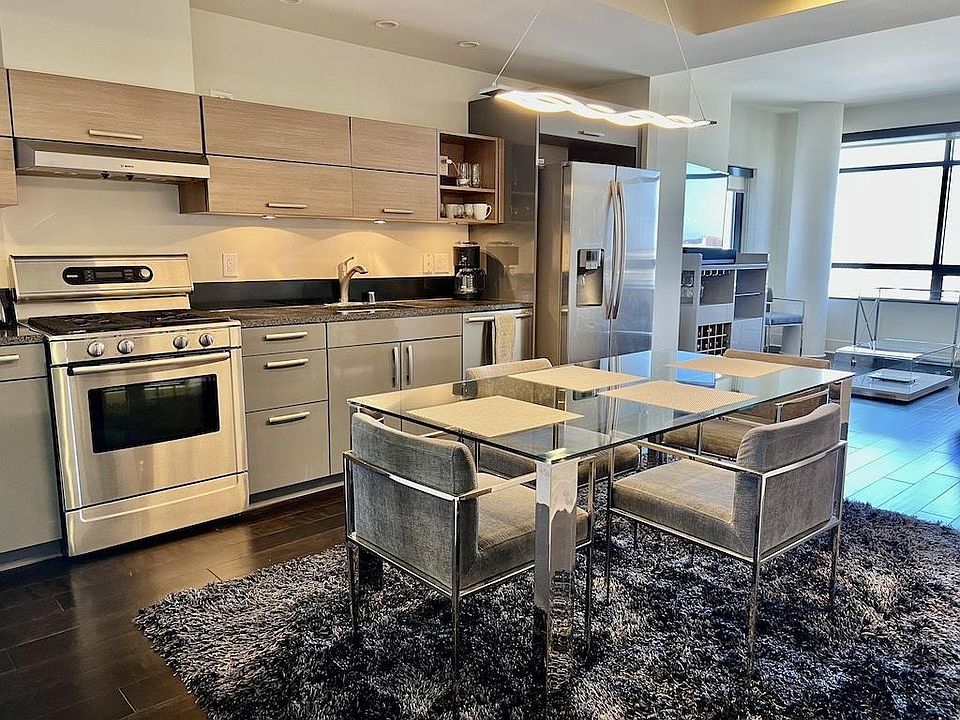 1st image of 88 E San Fernando St Unit 1410