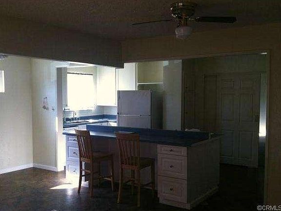 3rd image of 523 N Cucamonga Ave