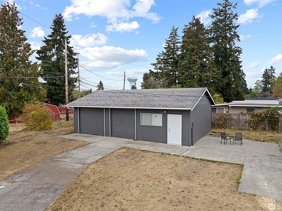 5th image of 10224 Lila Ln SW