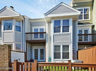 6058 Meadow Crest Ct, Centreville, VA 20121
