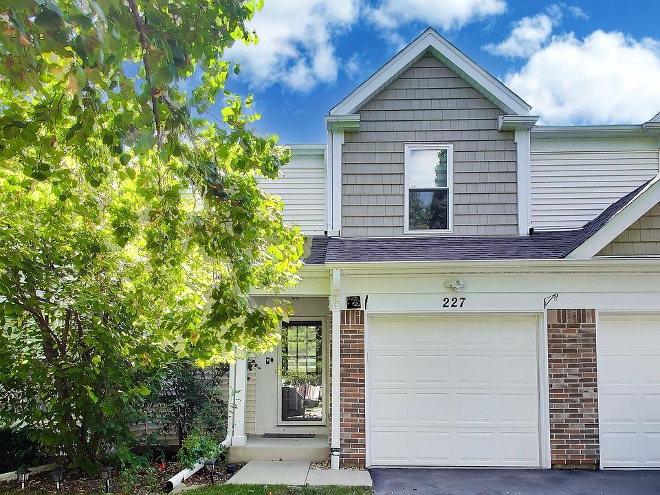 1st image of 227 E Shagbark Ln