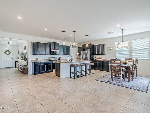 4th image of 2135 W ANGELO Way