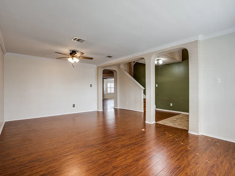 10315 Timber Country — Photo 2