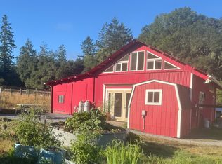 999 W Sexton Rd, Sebastopol, CA 95472