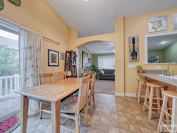 5th image of 1251 N Moonstone Dr
