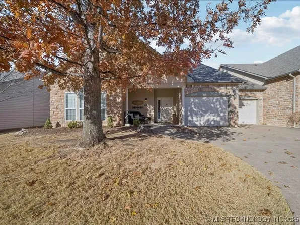 5010 W Birmingham Pl, Broken Arrow, OK 74011