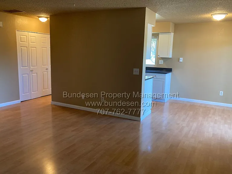 465 Enterprise Dr — Photo 6