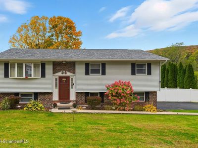 105 Fern Way, Clarks Summit, PA, 18411