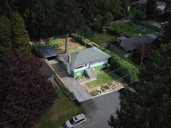 14935 Kew Dr, Surrey, BC V3R 4Y1