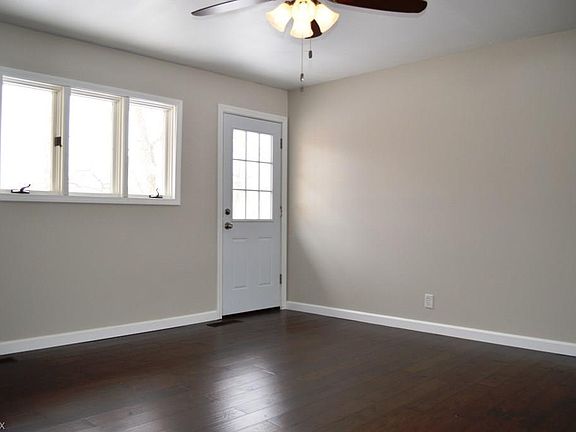5th image of 8979 Starlight Dr
