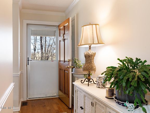 5th image of 2574 Norrington Road