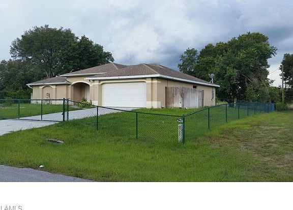 3rd image of 1709 Johns Ave
