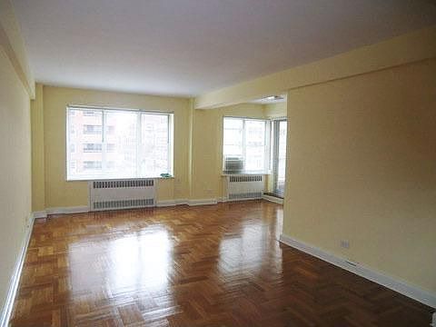 1st image of 42 Park Ave