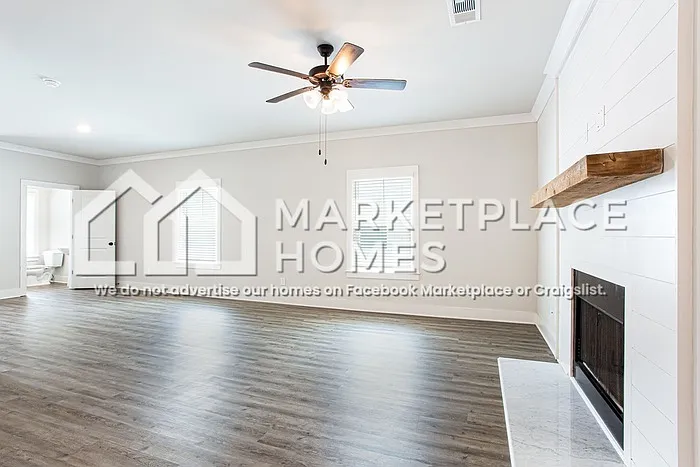 185 Russell Way — Photo 9