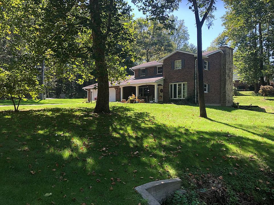 1st image of 11 Westbrook Dr