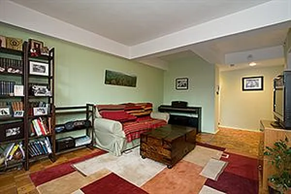 Sold by Douglas Elliman | media 8