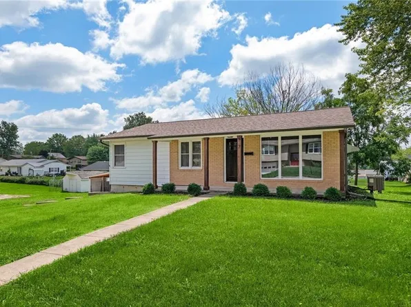 7 W 15th St, Carrollton, MO 64633