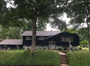 212 3rd Ave SW, Mount Vernon, IA 52314