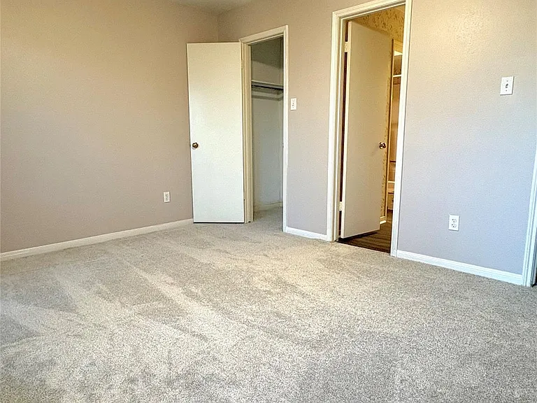 14213 Lost Meadow Ln — Photo 7